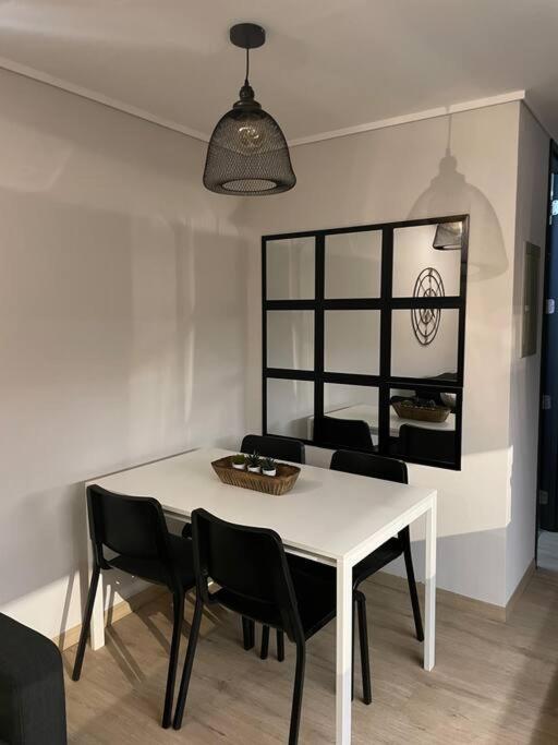 Estudio En Estoril Cercano A Principales Centros De Ski Сантьяго Экстерьер фото